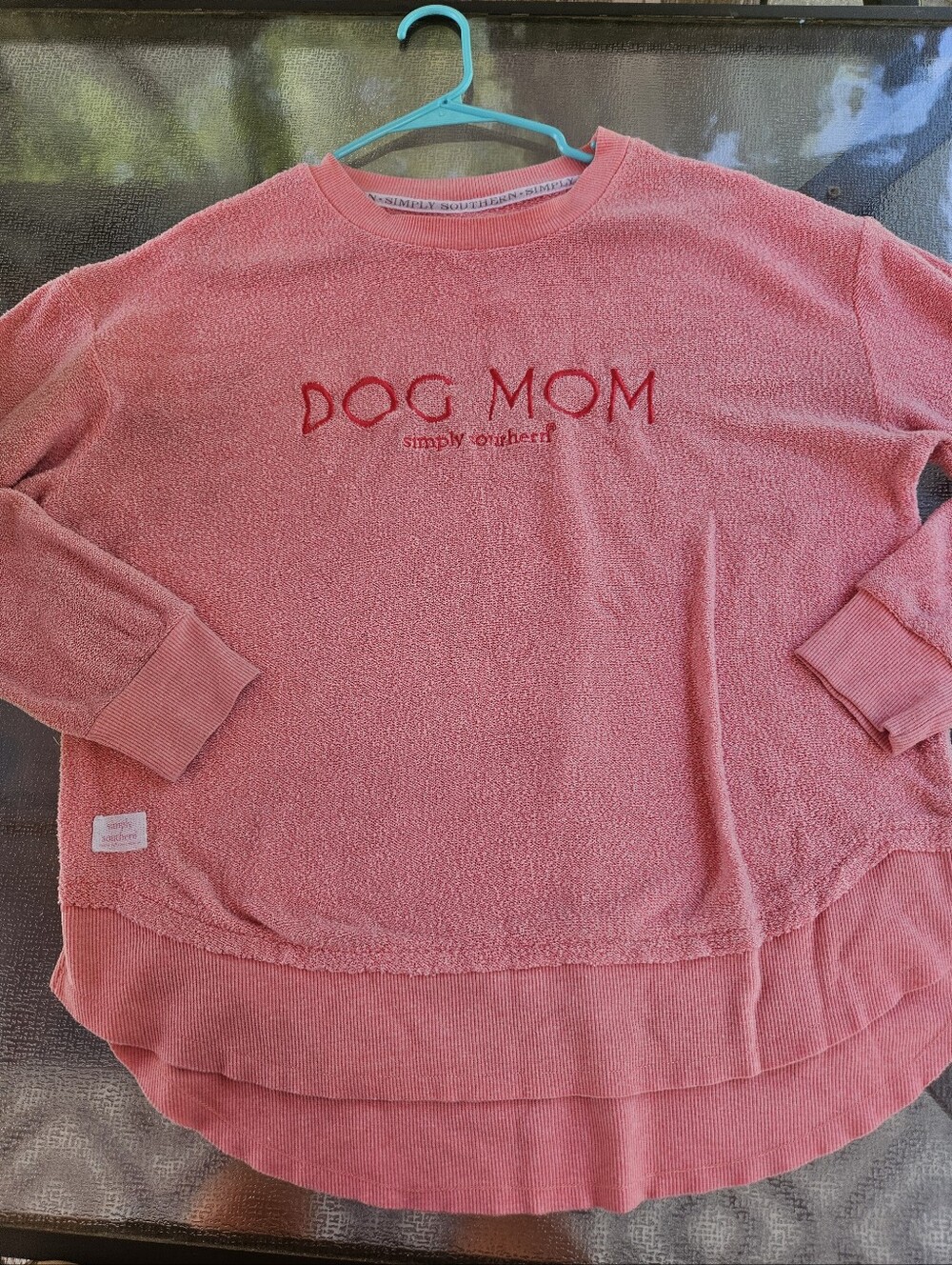 Simply Southern Pink "DOG MOM" Pullover Sweatshirt